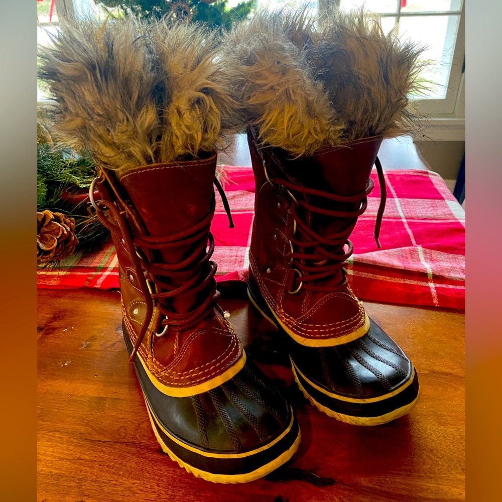 Sorel Joan of Arctic Snow Boots, Size 7